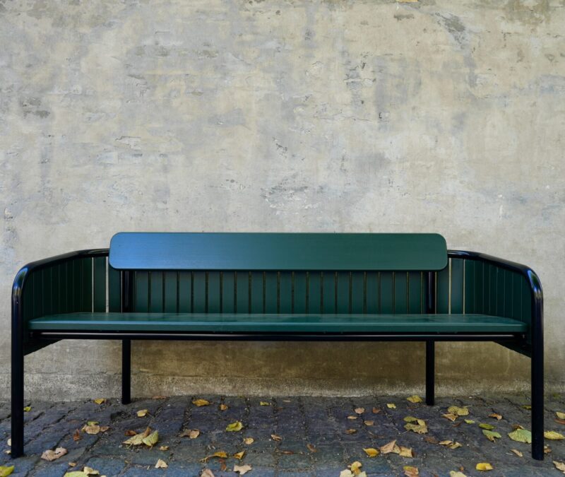 Avenue Bench
