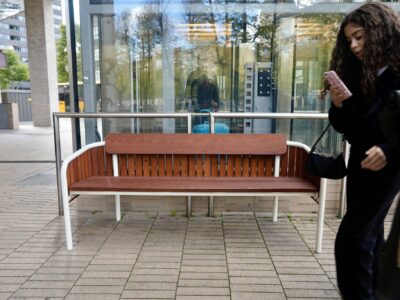 Avenue Bench