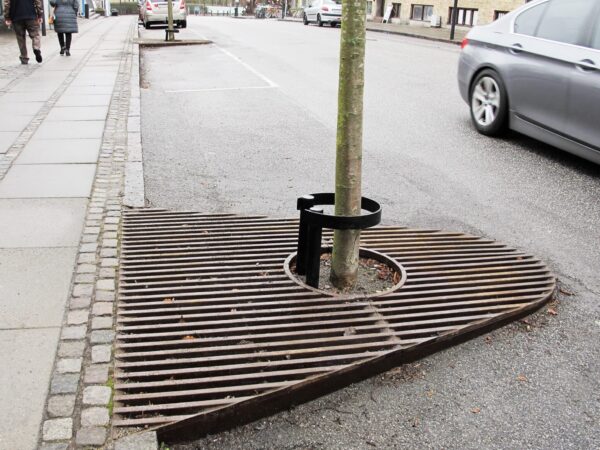 Dock-Line Traffic Control Wood Hole Grating