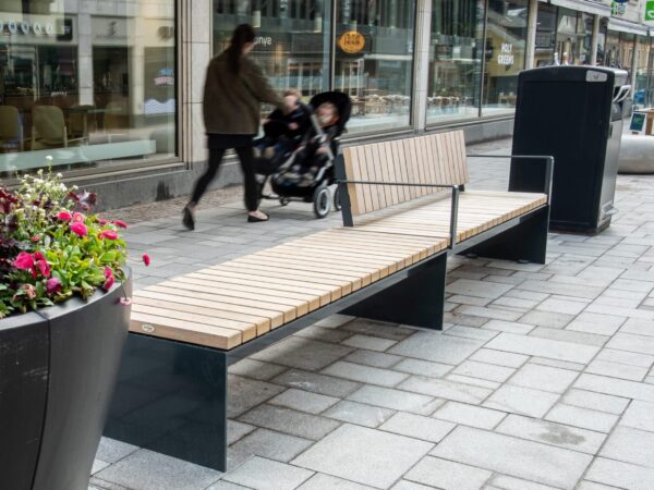 Mobilia Bench